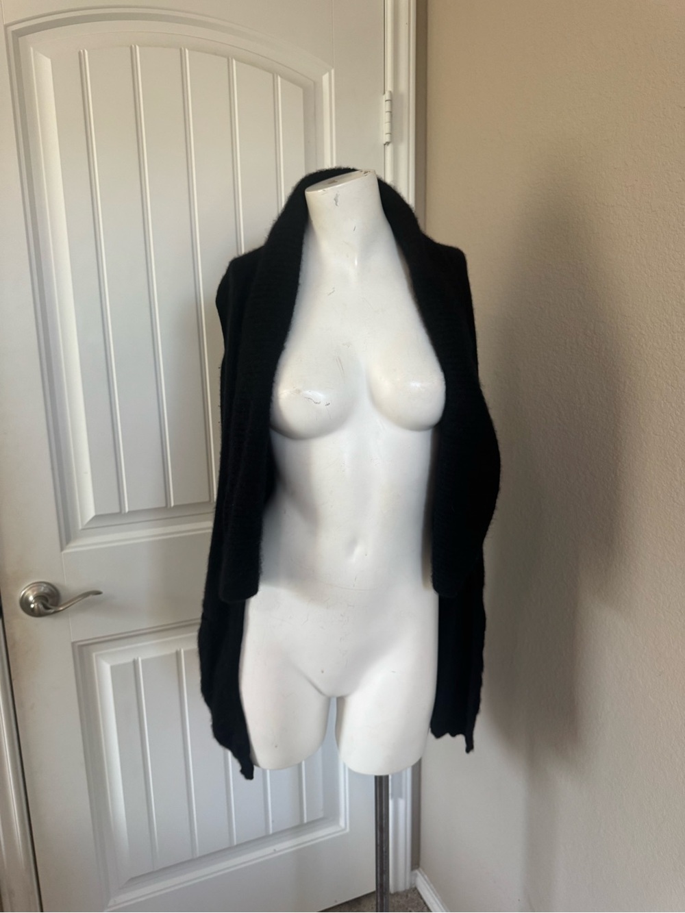 Saks Fifth Avenue Black Cashmere Draped Open-Front duster vest